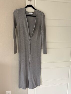 Zara Ribbed Light Gray Knit Top